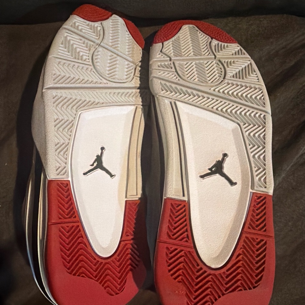 Mens Size 10.5 Nike Air Jordan 4 RM Fire red Basketball Shoes NWOT - Picture 6 of 7